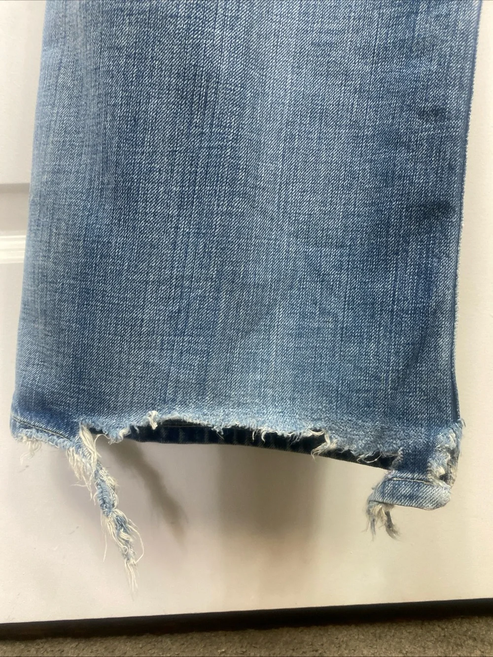 BKE Tyler Straight Jeans Mens 30x33 Long Blue Distressed Denim Low Rise